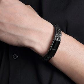 Personalisierbares Lederarmband – Geschenk für Paare & zum Vatertag